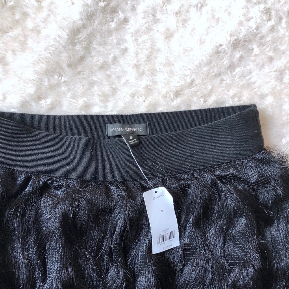 Feather skirt